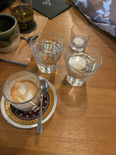 Kavárna Dejvického divadla - Praha