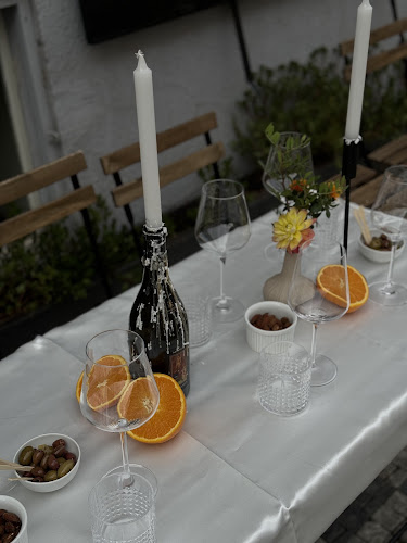 PINOT wine spot - Praha