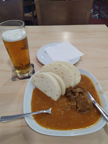 Opinii despre Restaurace Arkáda în Bučovice - Gastronomie a pohostinství