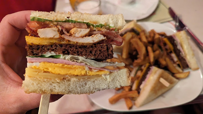 Comentarii opinii despre James Dean Prague