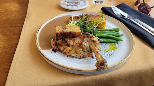 Šantovo nám. 181, 570 01 Litomyšl