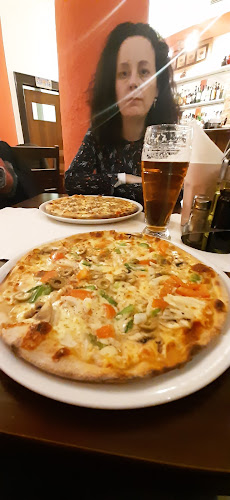 Pizzeria Aria - Gastronomie a pohostinství