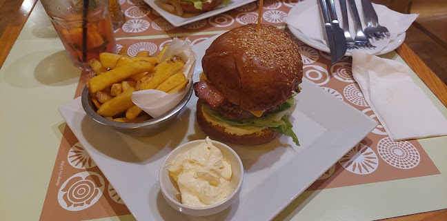 Restaurace Dynamo - Gastronomie a pohostinství