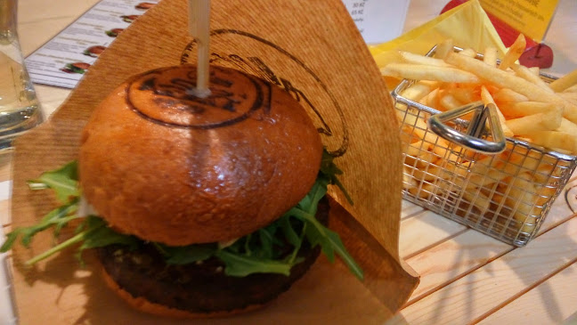 Comentarii opinii despre Restaurace Stavba