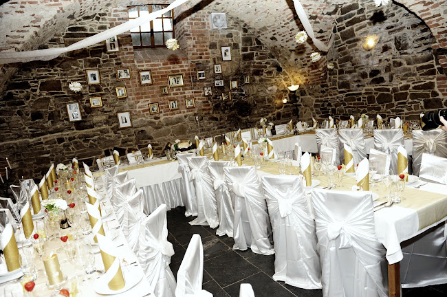 Restaurace a Vinárna Na Zámečku - Gastronomie a pohostinství