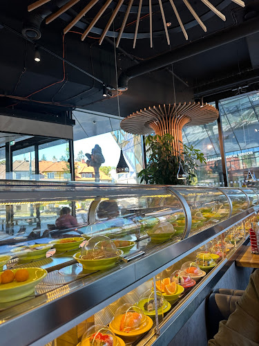 Comentarii opinii despre Osaka running sushi