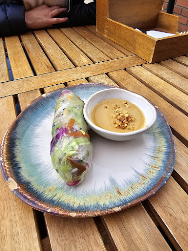 Opinii despre Chopsticks Bistro în Praha - Gastronomie a pohostinství