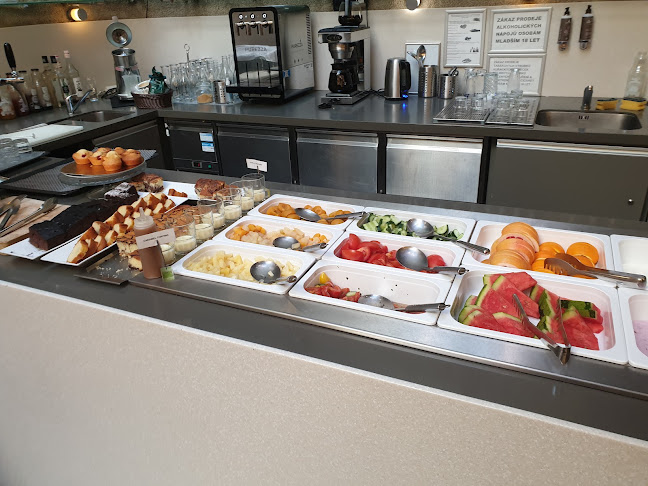 Vinohradská 1897/141, 130 00 Praha 3-Žižkov