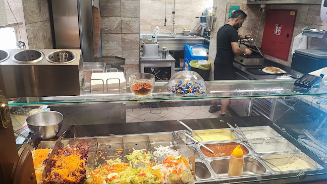 Opinii despre Istanbul Döner Kebab în Hradec Králové - Gastronomie a pohostinství