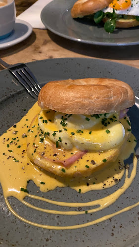 Cathedral Café - Gastronomie a pohostinství