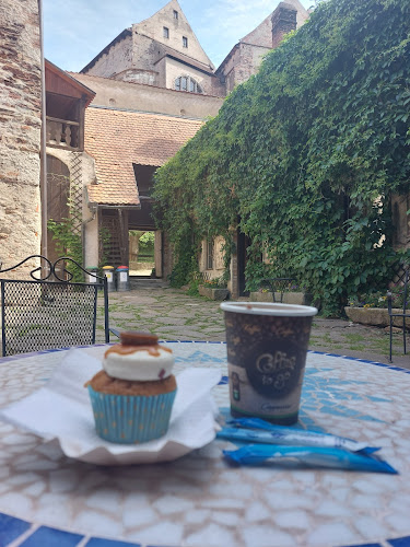 Opinii despre Kávička na dvorečku în Pernštejn - Gastronomie a pohostinství