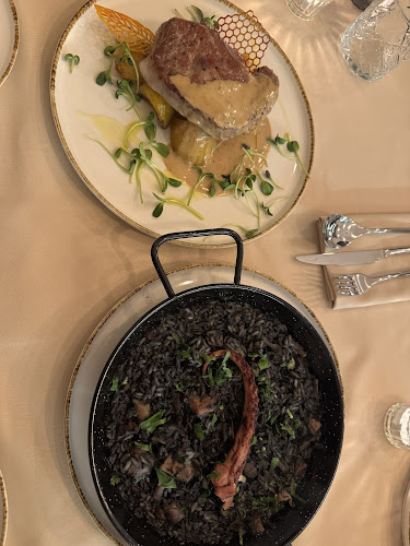 Opinii despre Mediterranean Restaurant & Bistro Antonio Sandev în Staré Město - Gastronomie a pohostinství