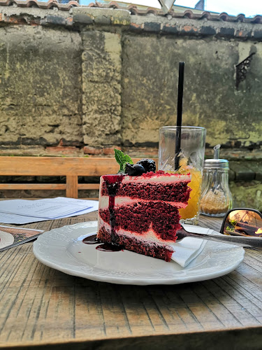 Comentarii opinii despre Garden's restaurant