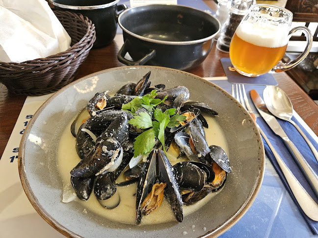 Bruxx - Gastronomie a pohostinství