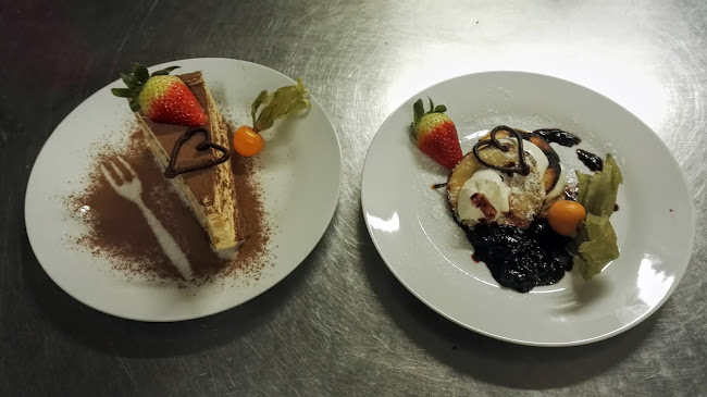 Opinii despre Krčma Středověk în Frýdek-Místek - Gastronomie a pohostinství