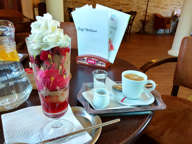 Kavárna Peřeje - Gastronomie a pohostinství