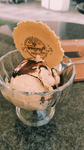 Cukrárna Jadran - Gastronomie a pohostinství