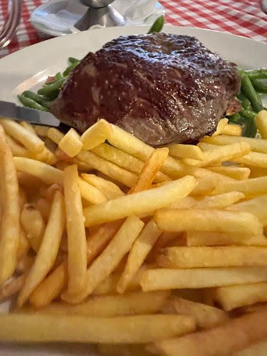 Momento - Gastronomie a pohostinství