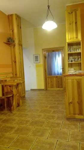 nám. Čsl. armády 2, 549 31 Hronov 1