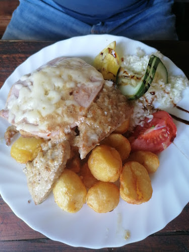 Restaurace U Strakošů - Gastronomie a pohostinství