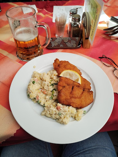 35, Hradecká 619, Nový Hradec Králové, 500 12 Hradec Králové