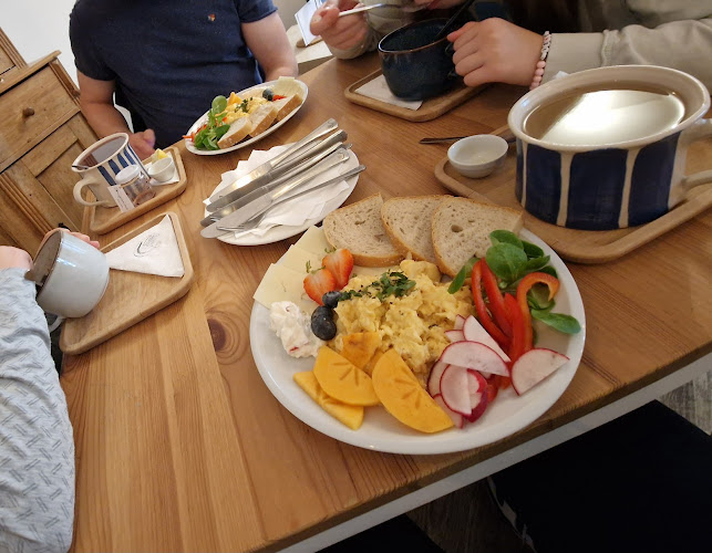 nám. Komenského 103, 666 01 Tišnov 1