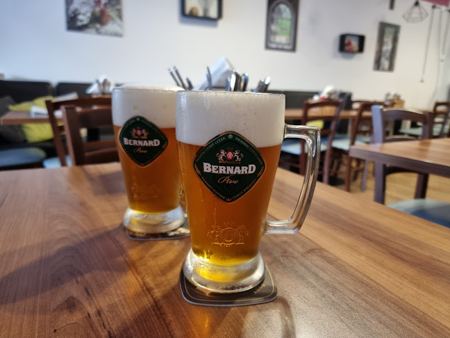 61, Velké nám. 112, 767 01 Kroměříž