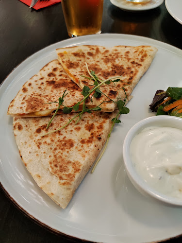 Comentarii opinii despre Burger House Pecr