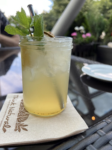 Comentarii opinii despre The Farmers' Market Bar & Grill