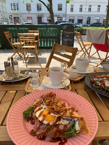 Elian's Coffee House