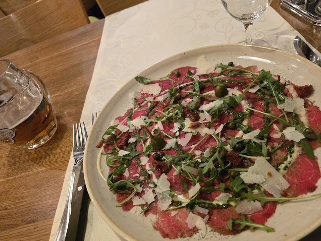 Opinii despre Bílá kráva - steaky a francouzská venkovská kuchyně în Vinohrady - Gastronomie a pohostinství