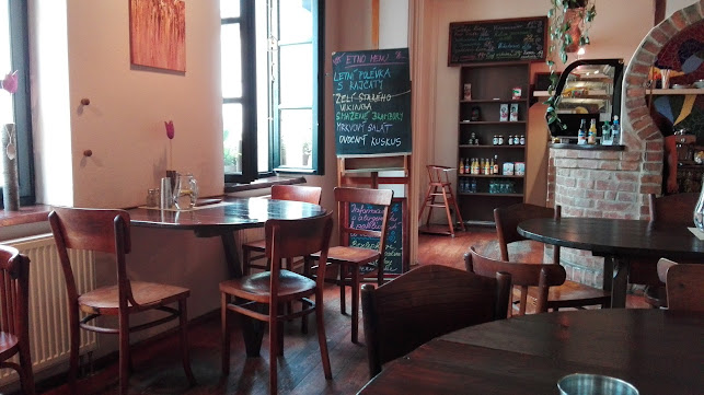 Comentarii opinii despre Etno - vegetariánská restaurace