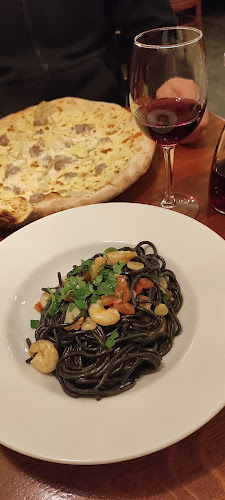 Pizzeria Kmotra Kavárna - Nové Město