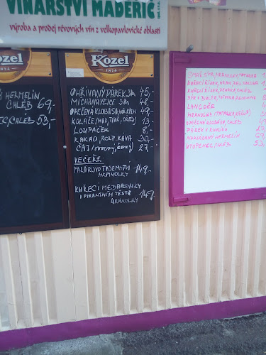 Opinii despre V&B, s. r. o. în Pardubice - Gastronomie a pohostinství