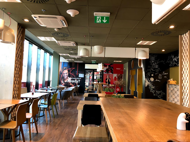 Red Café Prague - Praha 13