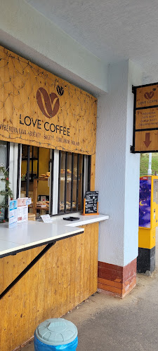 Opinii despre Love coffee - kávové okýnko în Brno - Gastronomie a pohostinství