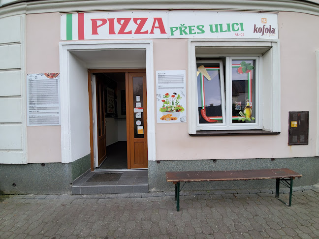 PIZZA PŘES ULICI - Ostrava