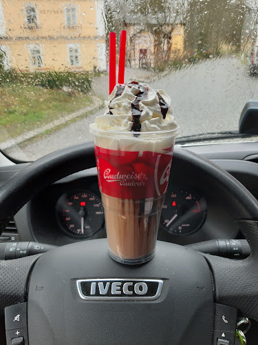 Opinii despre Kavárna Peřeje în Klášterec nad Ohří - Gastronomie a pohostinství