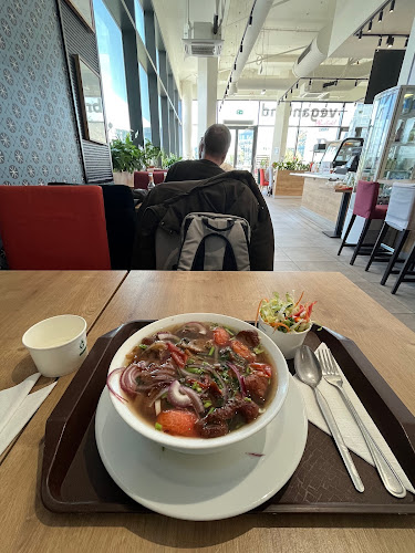 Opinii despre VEGANLAND în Praha - Gastronomie a pohostinství