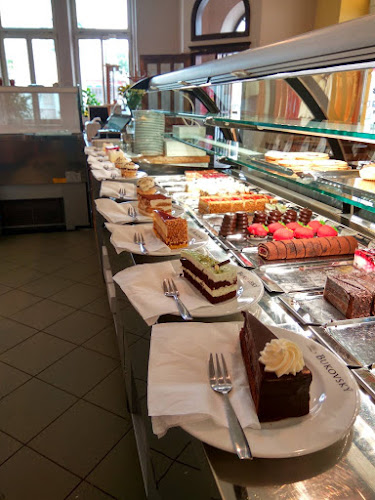 Comentarii opinii despre Bukovský kavárna a cukrářství