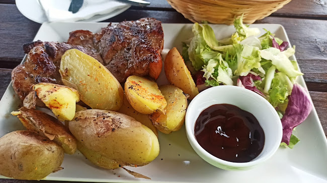 Opinii despre Obecní Hospoda Bumbálka în Pardubice - Gastronomie a pohostinství