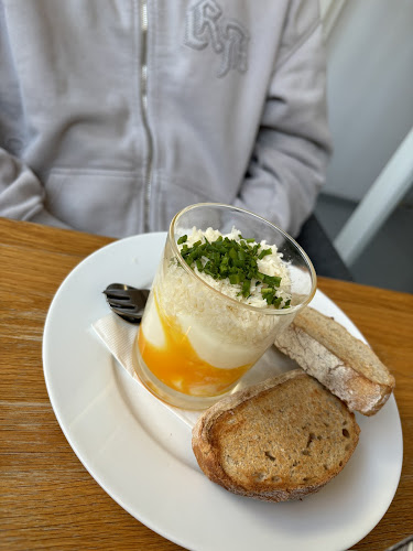 Café v zahradě - Gastronomie a pohostinství