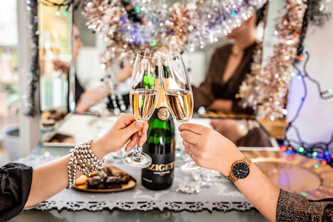 Víno & Destiláty - Gastronomie a pohostinství