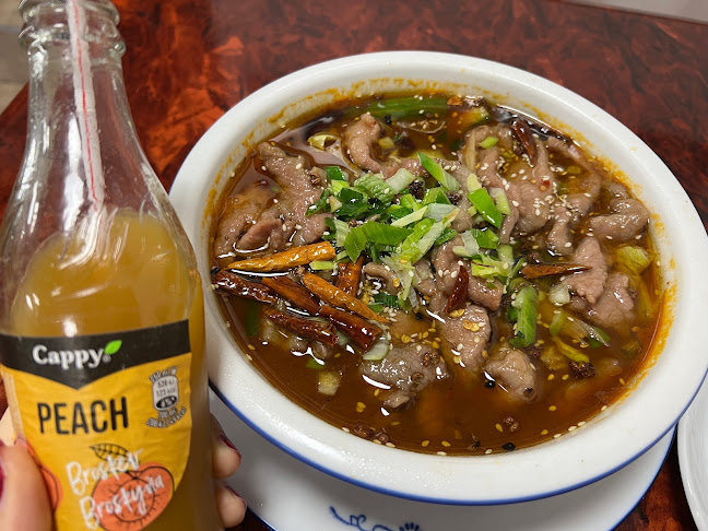 Comentarii opinii despre Čínska restaurace HONG 宏 餐厅