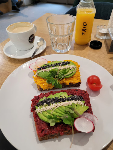 Opinii despre Morsel Bistro Café în Malá Strana - Gastronomie a pohostinství