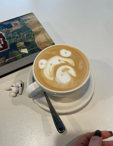 Opinii despre The Miners Coffee Churchill în Praha - Gastronomie a pohostinství