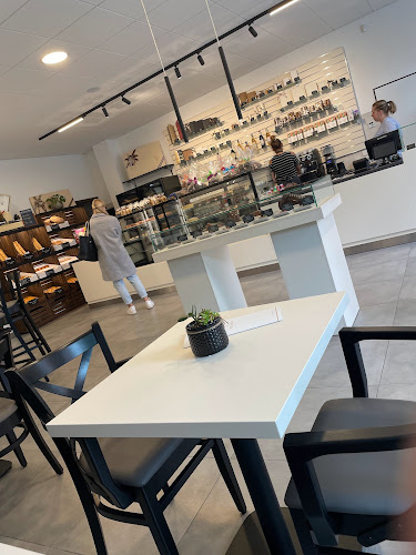 Cukrářství Viktoria - výrobna - Gastronomie a pohostinství