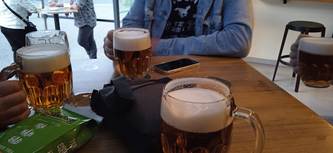 Opinii despre Tank Bar Americká în Plzeň 3 - Gastronomie a pohostinství