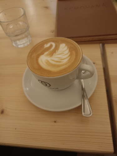 Opinii despre Schovaná Kavárna în Plzeň 3 - Gastronomie a pohostinství