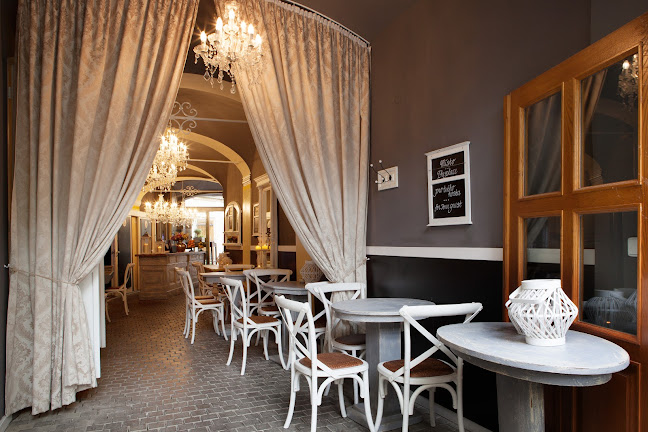 Comentarii opinii despre Cathedral Café